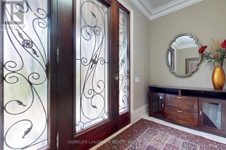 19 WOLF RUN COURT, Whitchurch-Stouffville, Ontario, L4A2L4