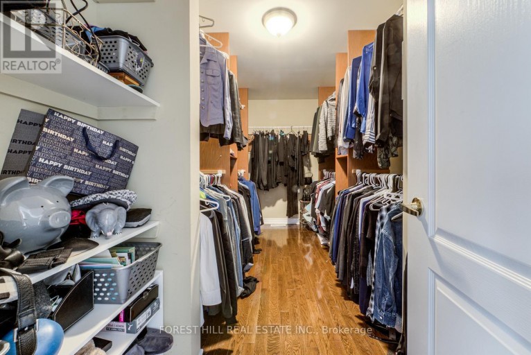 54 MAPLE GROVE AVENUE, Richmond Hill (Oak Ridges), Ontario, L4E2V5