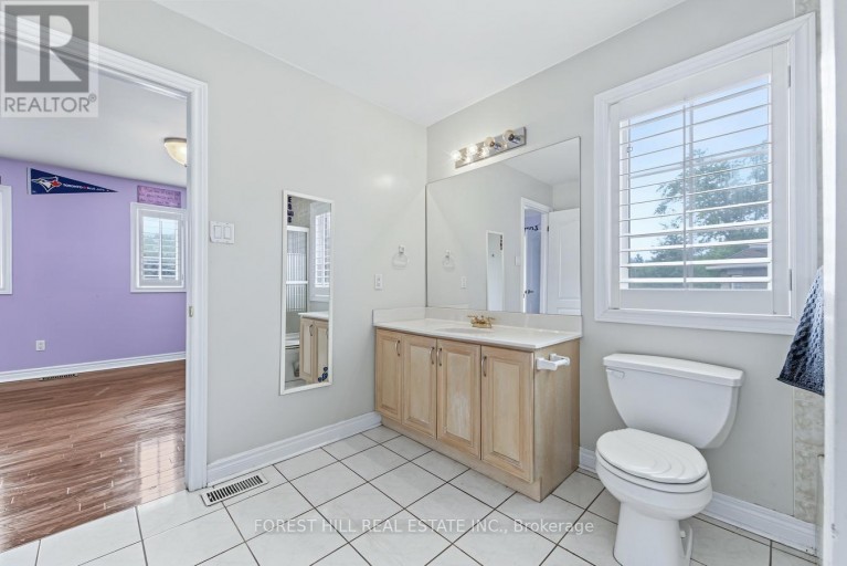 54 MAPLE GROVE AVENUE, Richmond Hill (Oak Ridges), Ontario, L4E2V5