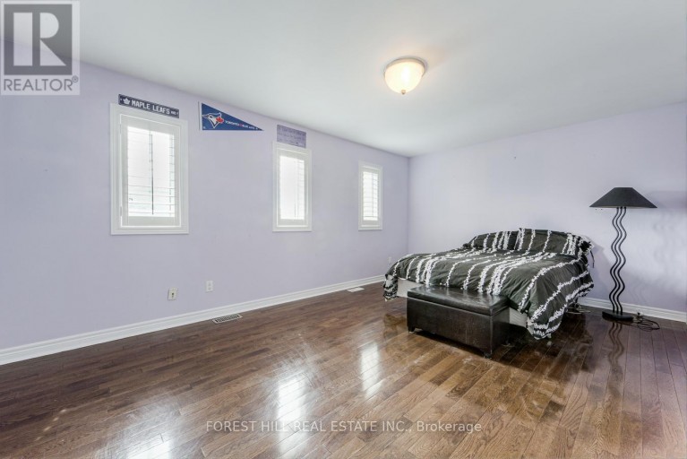 54 MAPLE GROVE AVENUE, Richmond Hill (Oak Ridges), Ontario, L4E2V5