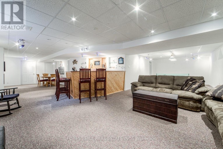 54 MAPLE GROVE AVENUE, Richmond Hill (Oak Ridges), Ontario, L4E2V5