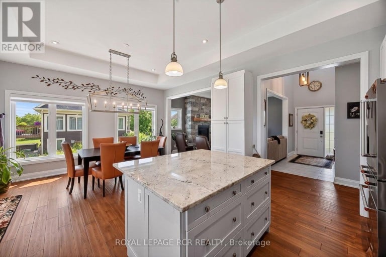 3 THOROUGHBRED DRIVE, Oro-Medonte, Ontario, L0K1E0