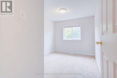 58 GOODWIN DRIVE Barrie (Painswick South) Ontario photo 20
