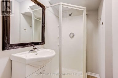 58 GOODWIN DRIVE Barrie (Painswick South) Ontario photo 31