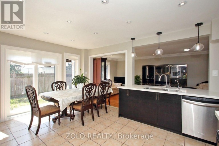 37 SEWELLS LANE S, Brampton (Fletcher's Meadow), Ontario, L7A2Z9