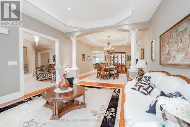 2370 HAMMOND ROAD, Mississauga (Sheridan), Ontario, L5K1T2