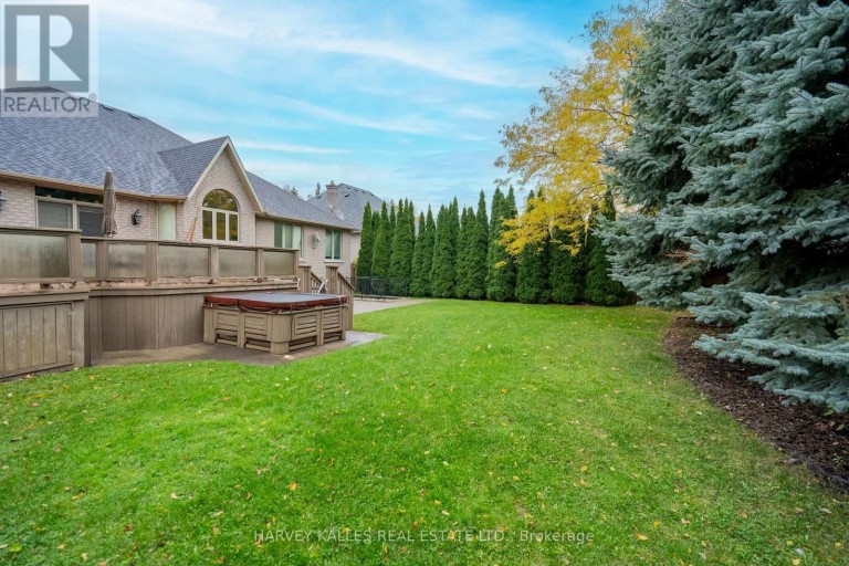2370 HAMMOND ROAD, Mississauga (Sheridan), Ontario, L5K1T2
