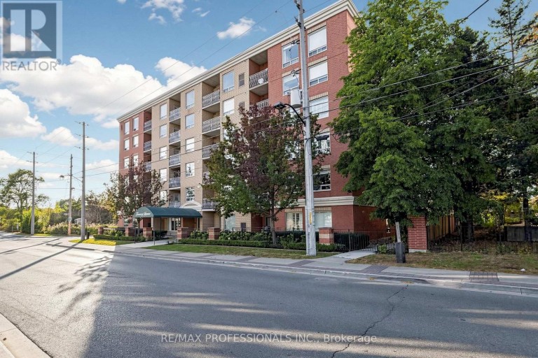 205 - 32 TANNERY STREET, Mississauga (Streetsville), Ontario, L5M6T6