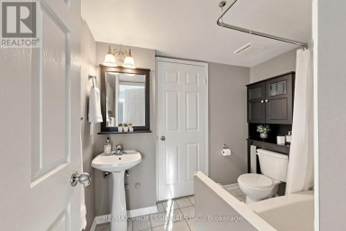 205 - 32 TANNERY STREET Mississauga (Streetsville) Ontario photo 27