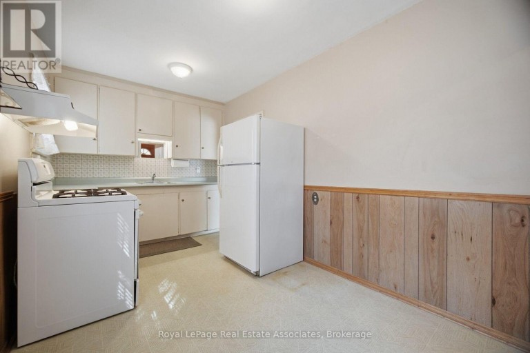 68 ALLENBY AVENUE, Toronto (Elms-Old Rexdale), Ontario, M9W1S6