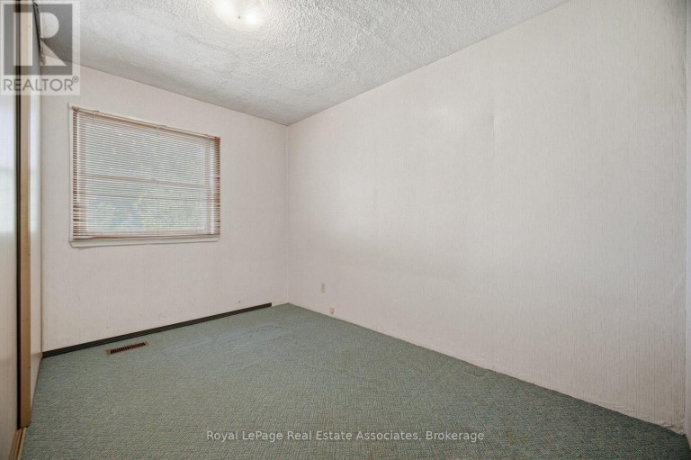 68 ALLENBY AVENUE, Toronto (Elms-Old Rexdale), Ontario, M9W1S6