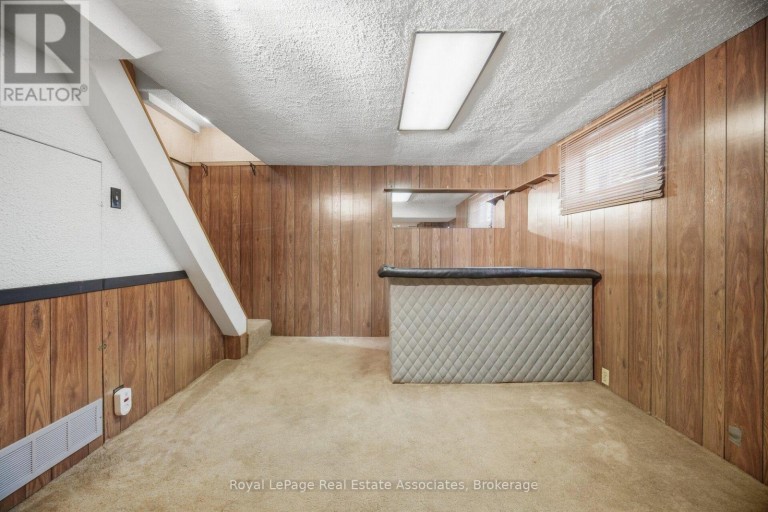 68 ALLENBY AVENUE, Toronto (Elms-Old Rexdale), Ontario, M9W1S6