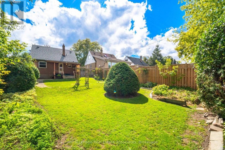 68 ALLENBY AVENUE, Toronto (Elms-Old Rexdale), Ontario, M9W1S6
