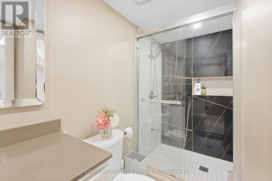 88 ERINGATE COURT Hamilton (Stoney Creek Mountain) Ontario photo 27