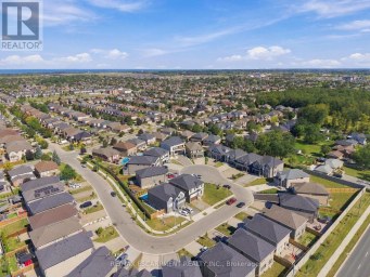 88 ERINGATE COURT Hamilton (Stoney Creek Mountain) Ontario photo 46