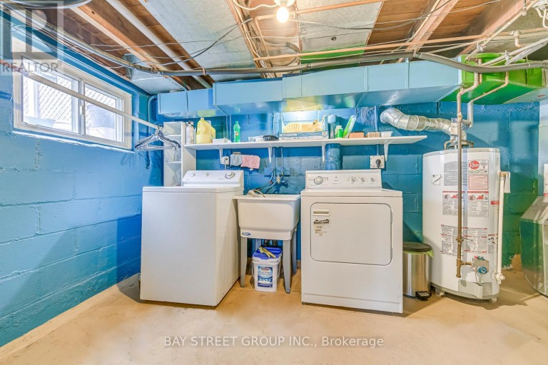 150 CROSTHWAITE AVENUE N, Hamilton (Homeside), Ontario, L8H4V5