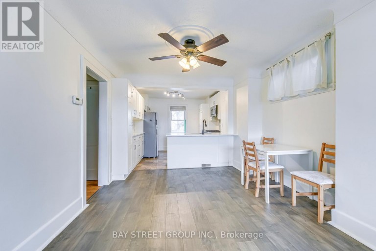 150 CROSTHWAITE AVENUE N, Hamilton (Homeside), Ontario, L8H4V5