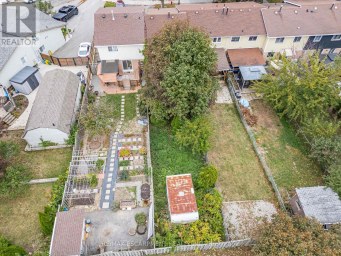 62 GLEDHILL CRESCENT Hamilton (Gourley) Ontario photo 4
