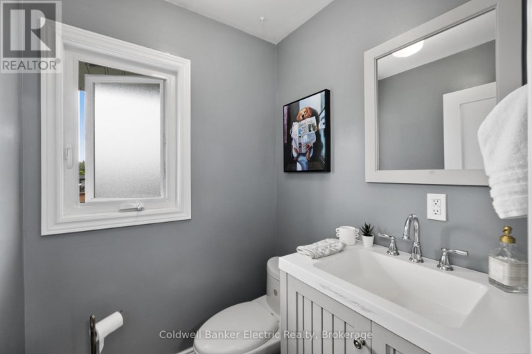1305 HOLDEN ROAD, Selwyn, Ontario, K9J6X5