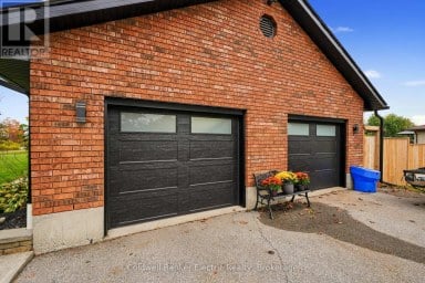 1305 HOLDEN ROAD Selwyn Ontario photo 44