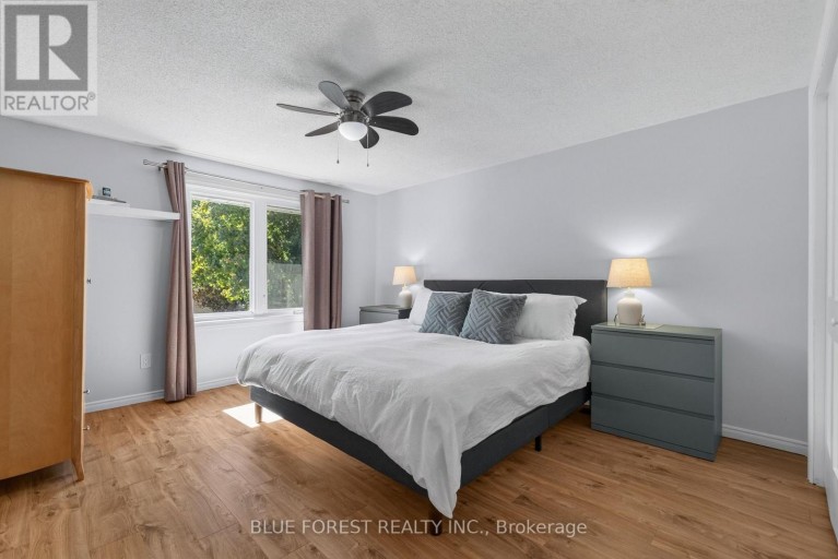 32 MEADOWVIEW ROAD, London South (South O), Ontario, N6J4E6