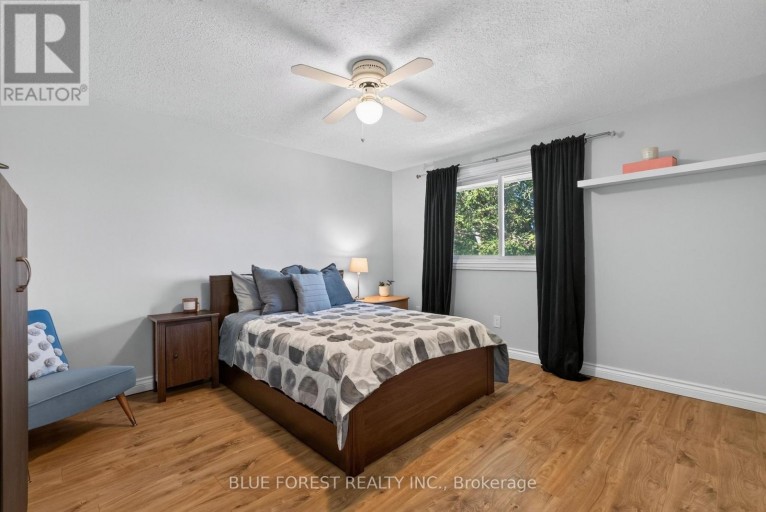 32 MEADOWVIEW ROAD, London South (South O), Ontario, N6J4E6