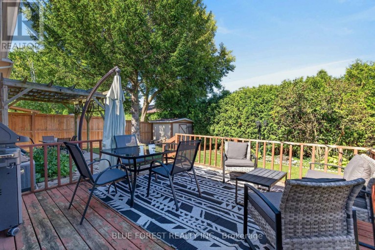 32 MEADOWVIEW ROAD, London South (South O), Ontario, N6J4E6
