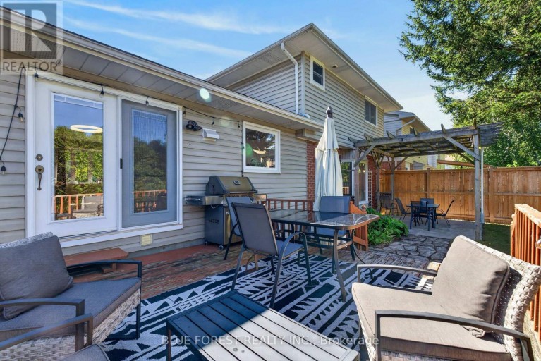 32 MEADOWVIEW ROAD, London South (South O), Ontario, N6J4E6
