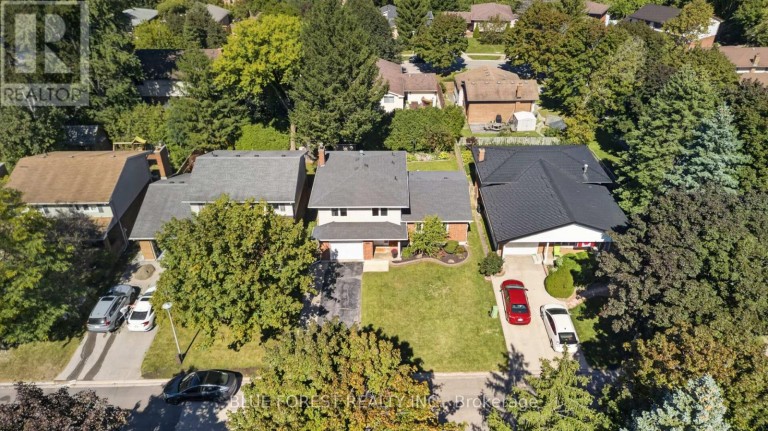 32 MEADOWVIEW ROAD, London South (South O), Ontario, N6J4E6