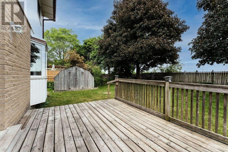 54 BEXHILL DRIVE, London South (South Y), Ontario, N6E1X2