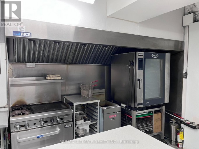 579 COLLEGE STREET, Toronto (Trinity-Bellwoods), Ontario, M6G1B2