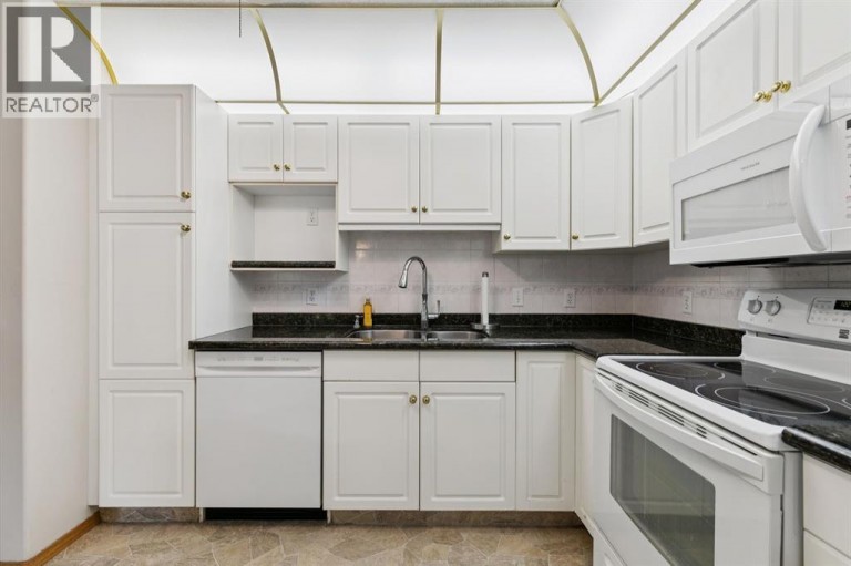107, 7239 Sierra Morena Boulevard SW, Calgary, Alberta, T3H3L7