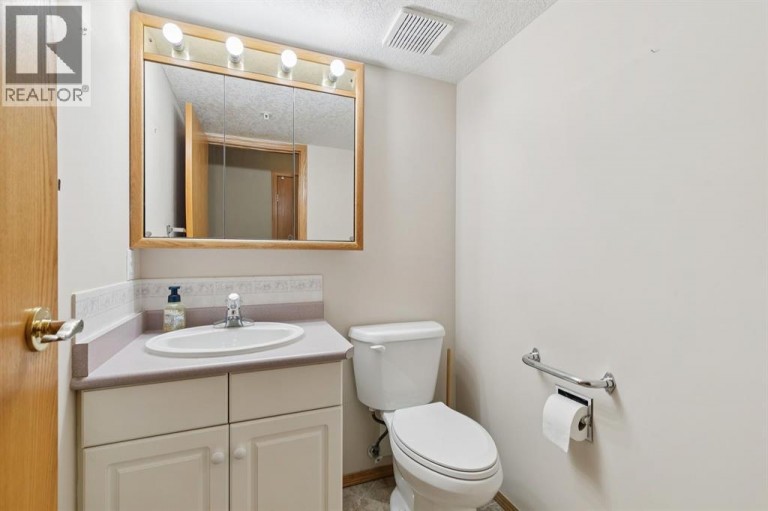 107, 7239 Sierra Morena Boulevard SW, Calgary, Alberta, T3H3L7