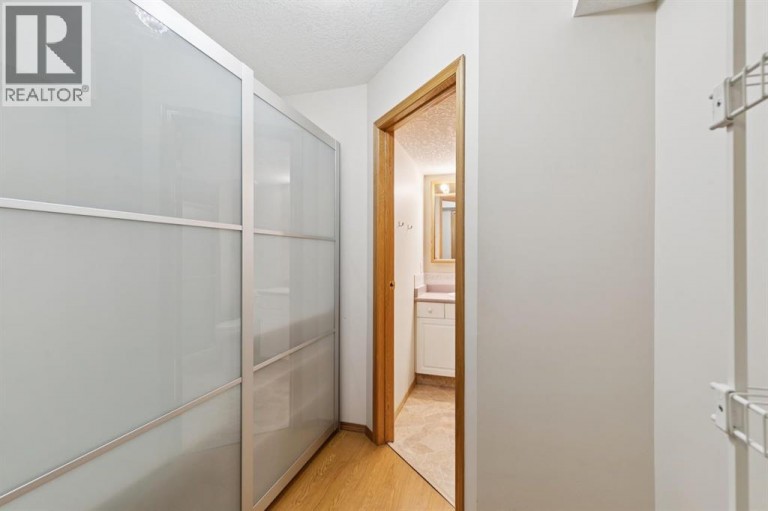 107, 7239 Sierra Morena Boulevard SW, Calgary, Alberta, T3H3L7