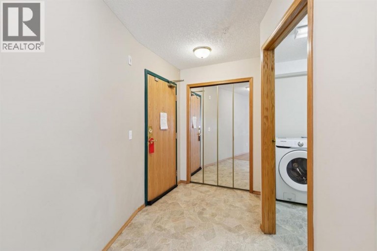 107, 7239 Sierra Morena Boulevard SW, Calgary, Alberta, T3H3L7