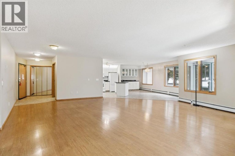 107, 7239 Sierra Morena Boulevard SW, Calgary, Alberta, T3H3L7