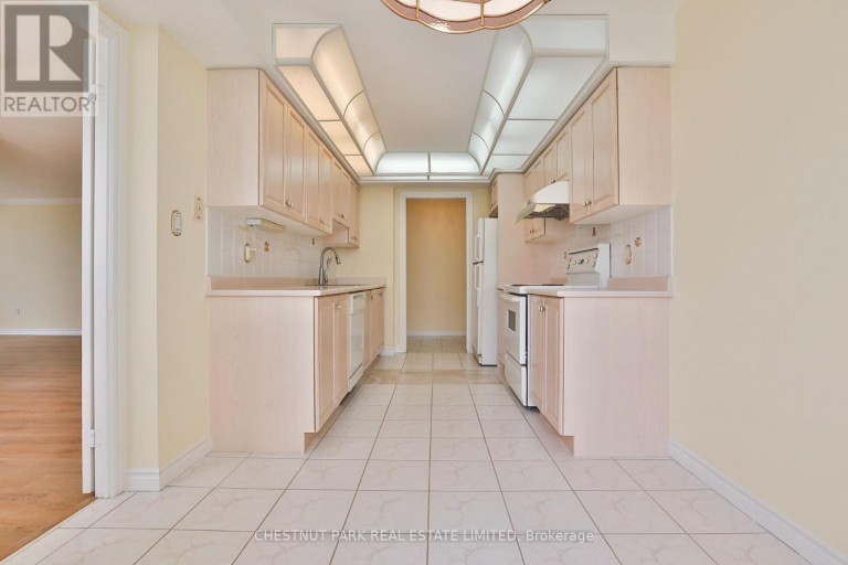2705 - 228 BONIS AVENUE E, Toronto (Tam O'Shanter-Sullivan), Ontario, M1T3W4