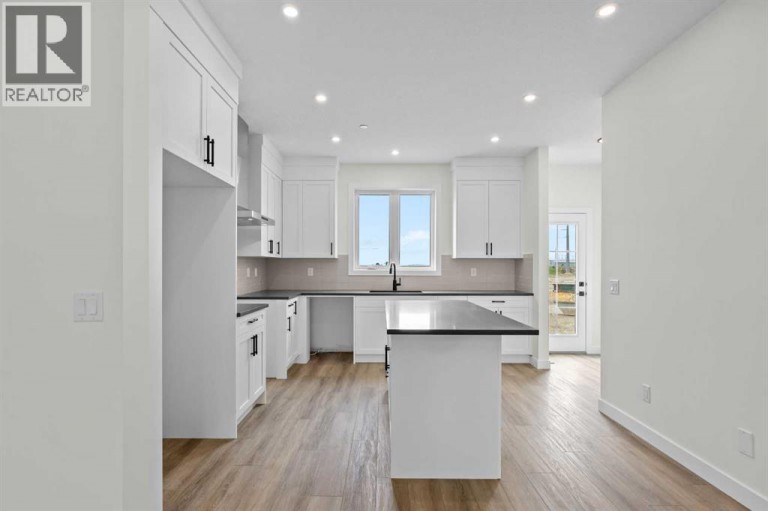 41 Hotchkiss Gardens SE, Calgary, Alberta, T3S0T6