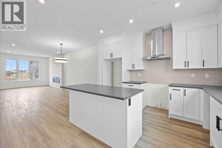 41 Hotchkiss Gardens SE, Calgary, Alberta, T3S0T6