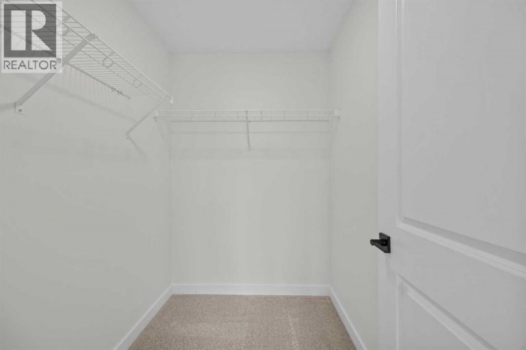 41 Hotchkiss Gardens SE, Calgary, Alberta, T3S0T6