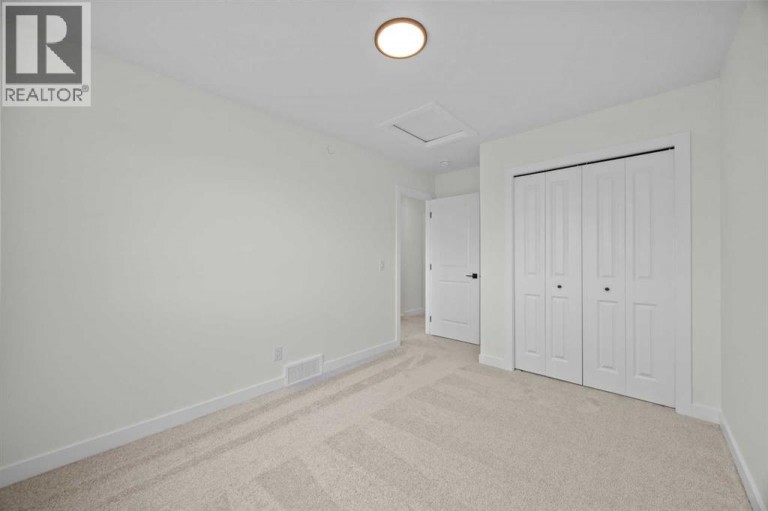 41 Hotchkiss Gardens SE, Calgary, Alberta, T3S0T6