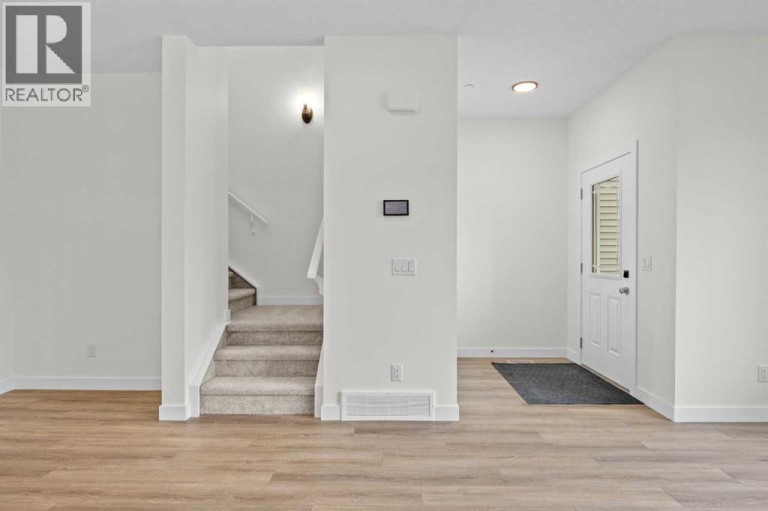 41 Hotchkiss Gardens SE, Calgary, Alberta, T3S0T6