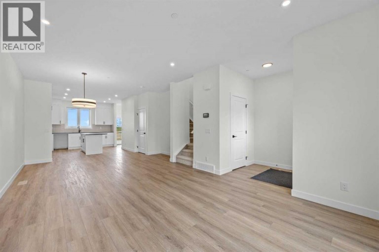 41 Hotchkiss Gardens SE, Calgary, Alberta, T3S0T6