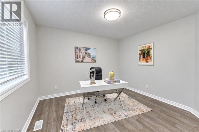 365 WOOLWICH Street, Waterloo, Ontario, N2K0E7