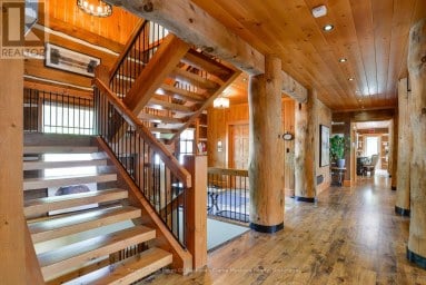 1035 BREEZY POINT ROAD Muskoka Lakes (Wood (Muskoka Lakes)) Ontario photo 22