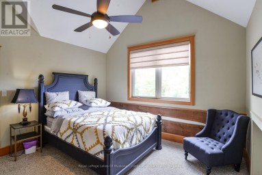 1035 BREEZY POINT ROAD Muskoka Lakes (Wood (Muskoka Lakes)) Ontario photo 31