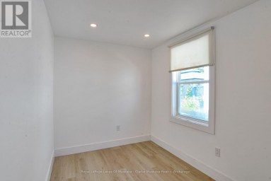815 MUSKOKA ROAD S Gravenhurst (Muskoka (S)) Ontario photo 12