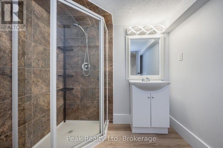 125 STEEPLERIDGE STREET, Kitchener, Ontario, N2P2W2
