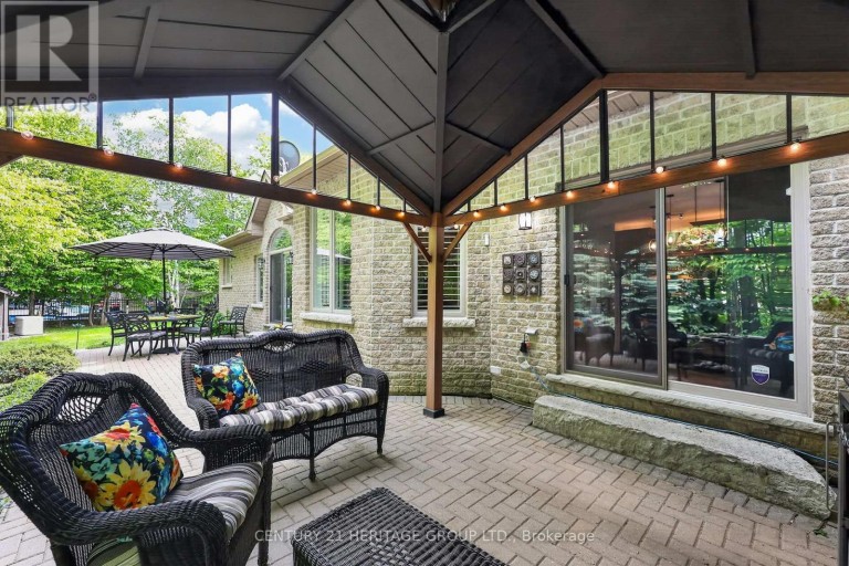22 LLOYD COOK DRIVE E, Springwater (Snow Valley), Ontario, L9X0H5