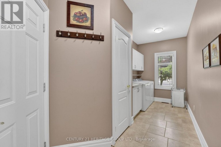 22 LLOYD COOK DRIVE E, Springwater (Snow Valley), Ontario, L9X0H5